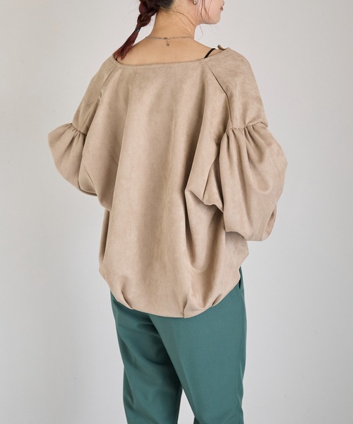 Fizz（フィズ）の「【Fizz/フィズ】　フェイクスウェード　ボリュームスリーブノーカラーブルゾン（ブルゾン・レディース・ブラック/アイボリー/グレイッシュベージュ・M）」の15枚目の写真