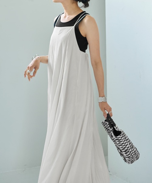 STYLE DELI(スタイルデリ)の「【LUXE】クロスキャミバルーンワンピース(ワンピース・レディース・ブラウン系その他/ホワイト・SMALL/MEDIUM)」の2枚目の写真
