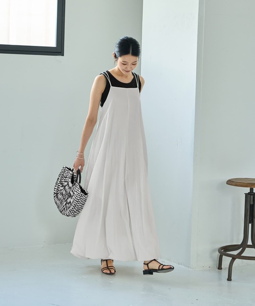 STYLE DELI(スタイルデリ)の「【LUXE】クロスキャミバルーンワンピース(ワンピース・レディース・ブラウン系その他/ホワイト・SMALL/MEDIUM)」の15枚目の写真