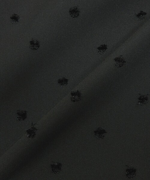 MACKINTOSH PHILOSOPHY（ﾏｯｷﾝﾄｯｼｭ ﾌｨﾛｿﾌｨｰ）の「ドットジャガードタックスカート（スカート・レディース・オフホワイト/ブラック・36/38）」の10枚目の写真