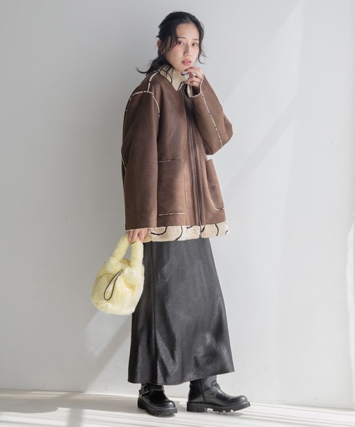 LOWRYS FARM(ローリーズファーム)の「フェイクファーキンチャクBAG 235066(ショルダーバッグ・レディース・パープル/ブラック/イエロー・FREE)」の10枚目の写真