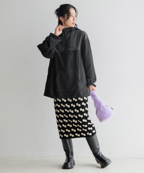 LOWRYS FARM(ローリーズファーム)の「フェイクファーキンチャクBAG 235066(ショルダーバッグ・レディース・パープル/ブラック/イエロー・FREE)」の12枚目の写真