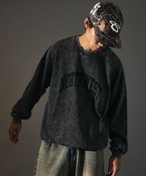 FREAK'S STORE（フリークスストア）の「限定展開 MR HEARTS/ミスターハーツ CHEMICAL WASH CREW NECK PRINT SWEAT/NORTHWEST（スウェット・メンズ・ネイビー/ブラック/ブラウン・LARGE/MEDIUM/SMALL）」の12枚目の写真