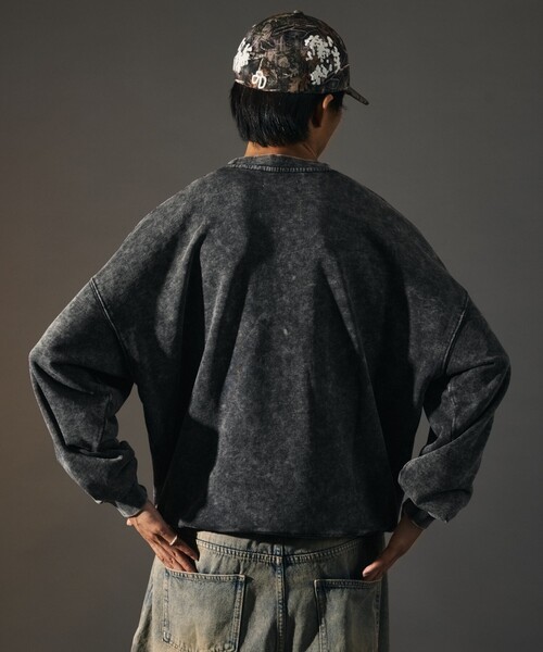 FREAK'S STORE（フリークスストア）の「限定展開 MR HEARTS/ミスターハーツ CHEMICAL WASH CREW NECK PRINT SWEAT/NORTHWEST（スウェット・メンズ・ネイビー/ブラック/ブラウン・LARGE/MEDIUM/SMALL）」の17枚目の写真