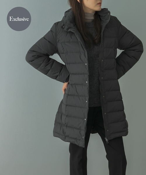 +phenix（プラスフェニックス）の「『別注』+phenix　WIND STOPPER BY GORE-TEX LABS ロングダウン（ダウンジャケット/コート・レディース・ベージュ/チャコールグレー・38/36）」の2枚目の写真