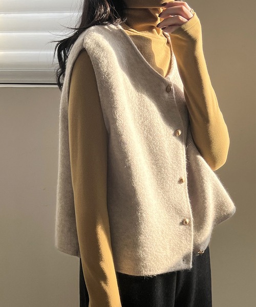 ニットベスト — MONOCHROME