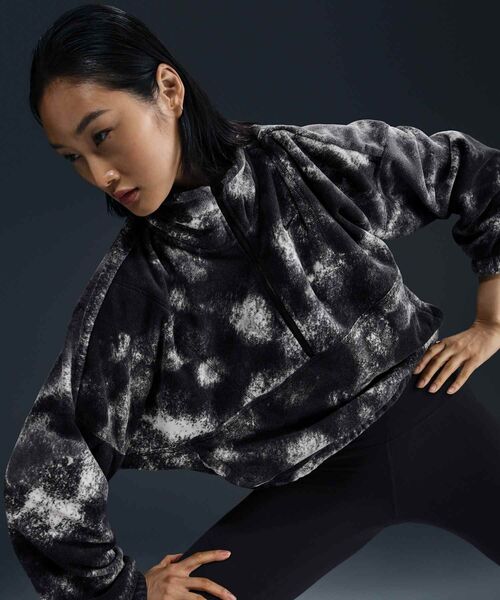 NIKE（ナイキ）の「ナイキ ワン ウィメンズ Therma-FIT オーバーサイズ