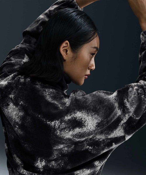 NIKE公式】ナイキ ワン ウィメンズ Therma-FIT オーバーサイズド