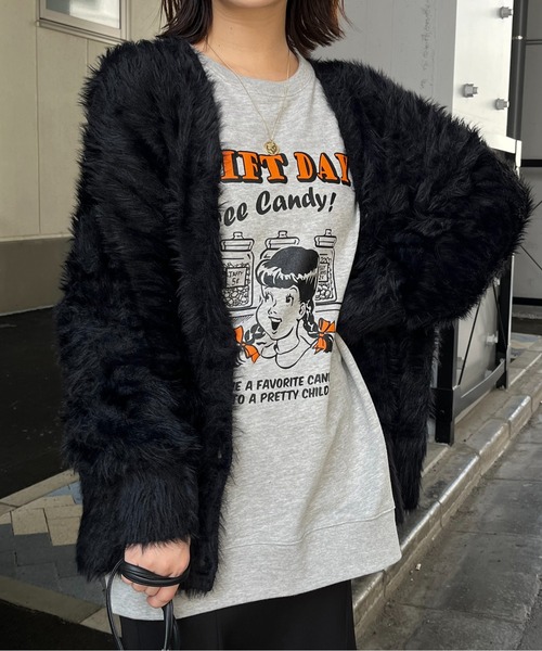 spiritoso(スピリトーゾ)の「【spiritoso】GIFT DAY ガールデザインプリント 裏毛スウェット(CP)(スウェット・レディース・ホワイト/杢グレー・FREE)」の16枚目の写真