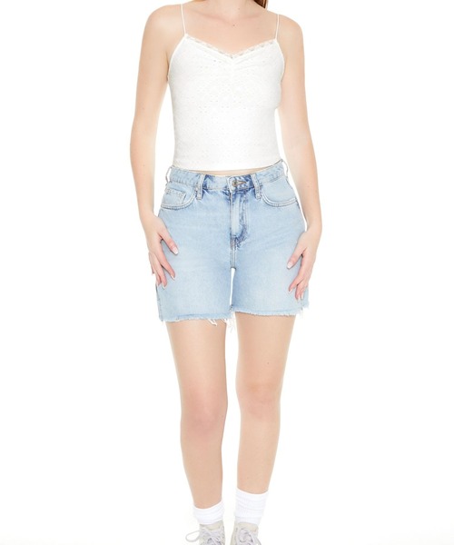 FOREVER 21(フォーエバー トゥエンティーワン)の「カットレースキャミ(キャミソール・レディース・グリーン/ホワイト系その他/ブラック・SMALL/MEDIUM)」の4枚目の写真