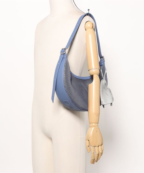 Desigual（デシグアル）の「REPRISE ATENEA MESH CASCAIS メッシュパネル クレセントバッグ（ショルダーバッグ・レディース・ホワイト/ブルー・FREE）」の6枚目の写真