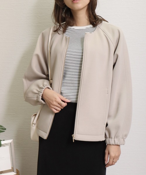 libelle more（リベル モア）の「ダンボールポンチ ノーカラーギャザーブルゾン（ブルゾン・レディース・杢グレー/ネイビー/ベージュ/ブラック/アイボリー・L/M）」の8枚目の写真