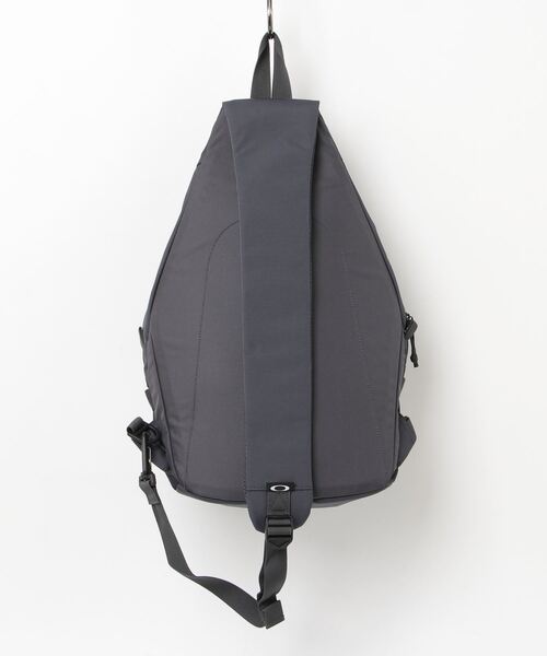 OAKLEY（オークリー）の「オークリー ESSENTIAL SHOULDER BAG 8.0 /BAG
