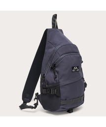 OAKLEY（オークリー）の「オークリー ESSENTIAL SHOULDER BAG 8.0 /BAG ショルダーバッグ/OAKLEY（ショルダーバッグ・メンズ）」