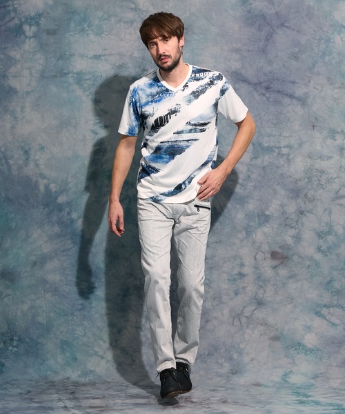 HIDEAWAYS NICOLE（ハイダウェイニコル）の「フォトラインアラカルトVネック半袖Ｔシャツ（Tシャツ/カットソー・メンズ・ホワイト系その他/オフホワイト/ブラック系その他/ブラック・MEDIUM/LARGE/X-LARGE）」の5枚目の写真