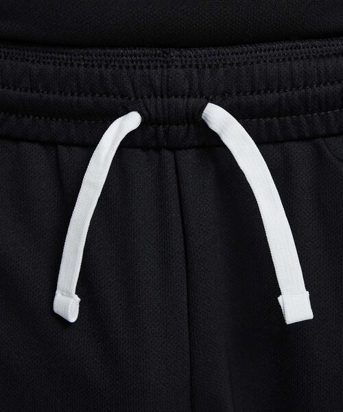 NIKE(ナイキ)の「ナイキ マルチ ジュニア (ボーイズ) Dri-FIT ショートパンツ / Nike Multi Big Kids' (Boys') Dri-FIT Shorts HF9121-010 Black(その他パンツ・キッズ・ブラック・160/150/140/170/130)」の6枚目の写真