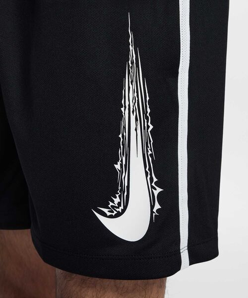 NIKE(ナイキ)の「ナイキ マルチ ジュニア (ボーイズ) Dri-FIT ショートパンツ / Nike Multi Big Kids' (Boys') Dri-FIT Shorts HF9121-010 Black(その他パンツ・キッズ・ブラック・160/150/140/170/130)」の4枚目の写真