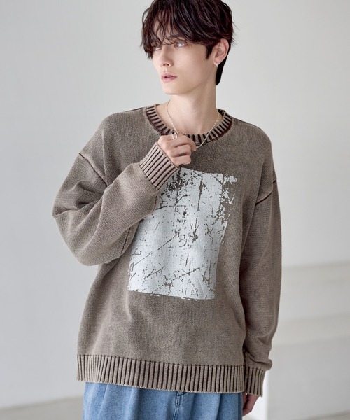 ETELIO（エテリオ）の「【25AW】ピグメント加工/箔プリント天竺編みクルーネックニット（ニット/セーター・メンズ・ブラック/ワイン/グレー/ブラック系/ブルー系/ブラウン/ワイン系/ブラウン系/ブルー/グレー系・M/L/S/XL）」の12枚目の写真