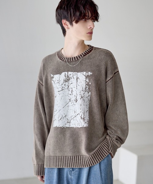 ETELIO（エテリオ）の「【25AW】ピグメント加工/箔プリント天竺編みクルーネックニット（ニット/セーター・メンズ・ブラック/ワイン/グレー/ブラック系/ブルー系/ブラウン/ワイン系/ブラウン系/ブルー/グレー系・M/L/S/XL）」の13枚目の写真