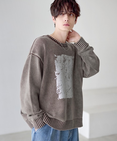 ETELIO（エテリオ）の「【25AW】ピグメント加工/箔プリント天竺編みクルーネックニット（ニット/セーター・メンズ・ブラック/ワイン/グレー/ブラック系/ブルー系/ブラウン/ワイン系/ブラウン系/ブルー/グレー系・M/L/S/XL）」の11枚目の写真