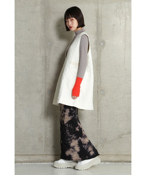 CHIGNON(シニヨン)の「(CHIGNON)Aラインキルトチュニック(チュニック・レディース・ブラック/ホワイト・ONE SIZE)」の4枚目の写真