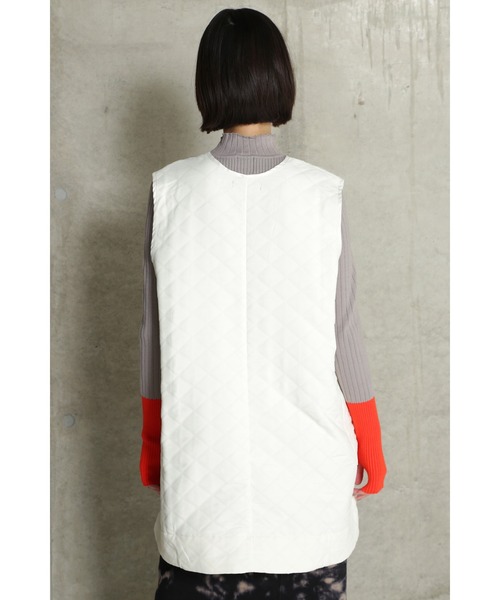 CHIGNON(シニヨン)の「(CHIGNON)Aラインキルトチュニック(チュニック・レディース・ブラック/ホワイト・ONE SIZE)」の7枚目の写真