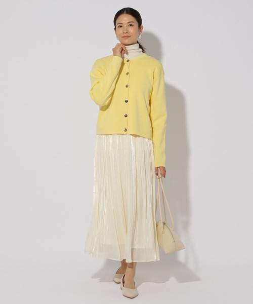 Elura（エルーラ）の「こなれクルーネックカーディガン/289177（カーディガン/ボレロ・レディース・ライトイエロー/ネイビー/ライトベージュ・FREE）」の5枚目の写真