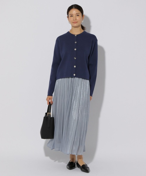 Elura（エルーラ）の「こなれクルーネックカーディガン/289177（カーディガン/ボレロ・レディース・ライトイエロー/ネイビー/ライトベージュ・FREE）」の11枚目の写真