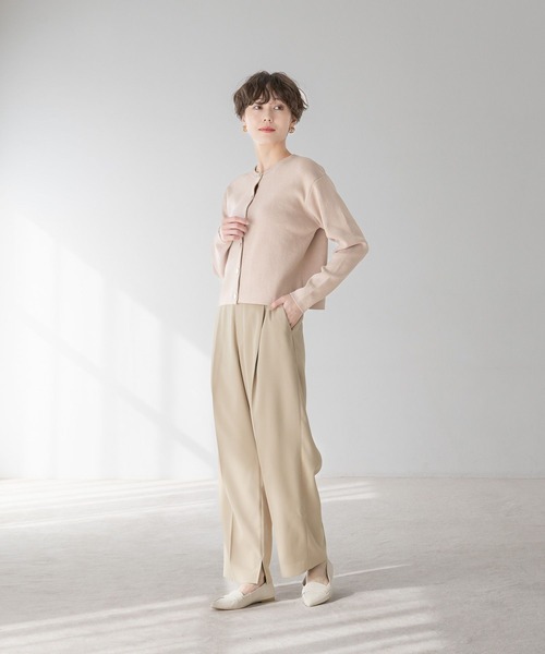 Elura（エルーラ）の「こなれクルーネックカーディガン/289177（カーディガン/ボレロ・レディース・ライトイエロー/ネイビー/ライトベージュ・FREE）」の13枚目の写真