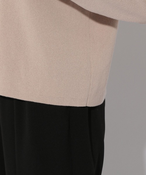 Elura（エルーラ）の「こなれクルーネックカーディガン/289177（カーディガン/ボレロ・レディース・ライトイエロー/ネイビー/ライトベージュ・FREE）」の22枚目の写真