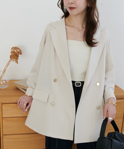 DISCOAT(ディスコート)の「【新色追加!/オンオフ使える◎】金釦テーラードジャケット《WEB限定》(テーラードジャケット・レディース・ブラック/ベージュ/グレー/カーキ/ライトベージュ/アイボリー/ブラウン・FREE)」の2枚目の写真