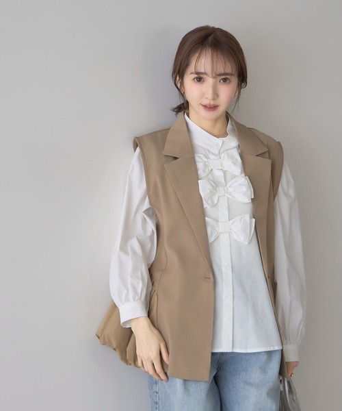 &. NOSTALGIA（アンドドットノスタルジア）の「【ZOZO限定】タフタフリル切替ジレ（ベスト・レディース・ベージュ/ブラック・M）」の13枚目の写真