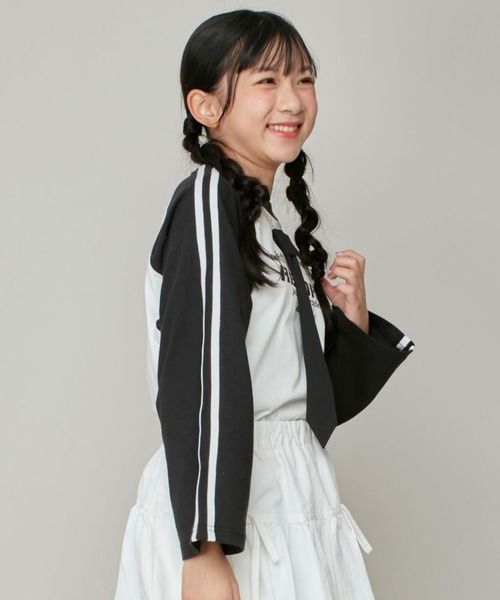 JENNI love（ジェニィラブ）の「【コットン100％】そでラインラグランロング丈ロンT（Tシャツ/カットソー・キッズ・チャコールグレー/ブラック/サックスブルー・130cm/140cm/150cm/160cm）」の2枚目の写真