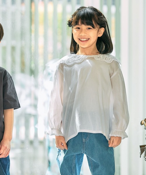 FOUND GOOD（ファウンドグッド）の「G/スカラップブラウス（シャツ/ブラウス・キッズ・ホワイト系5/ブラック・140cm/130cm/150cm/120cm）」の4枚目の写真