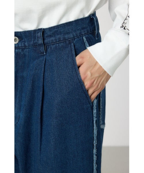 RODEO CROWNS WIDE BOWL（ロデオクラウンズワイドボウル）の「フリンジストレートデニムパンツ（デニムパンツ・メンズ・ブルー/ブラック・MEDIUM/LARGE）」の18枚目の写真