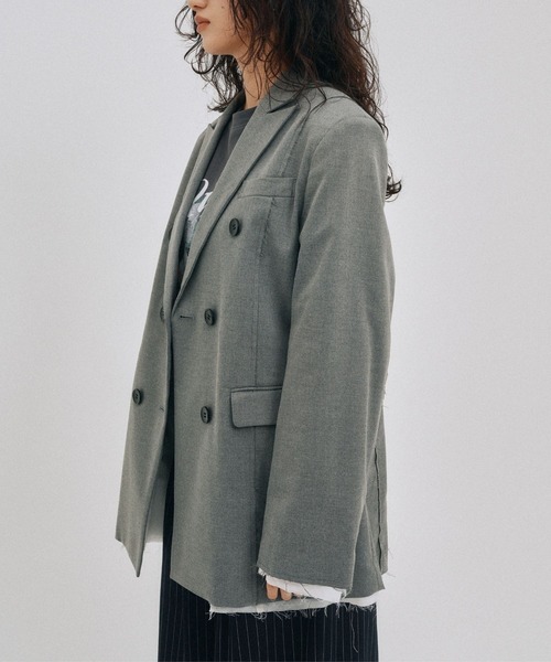 YOOU(ユー)の「カットアウトジャケット/デザインカット仕様 × オーバーシルエット(テーラードジャケット・レディース・ベージュ/ブラック/グレー・FREE)」の13枚目の写真