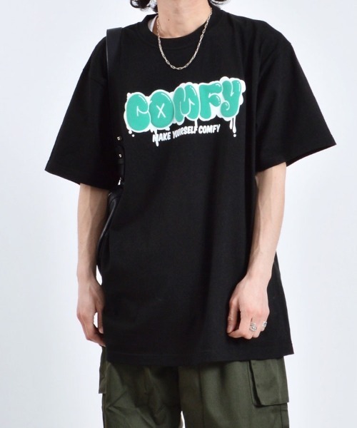 MODISH GAZE(モディシュガゼ)の「【MODISH GAZE】COMFYグラフィックプリントTシャツ(CP)(Tシャツ/カットソー・レディース・ブラック/ホワイト・L/XL/M)」の15枚目の写真