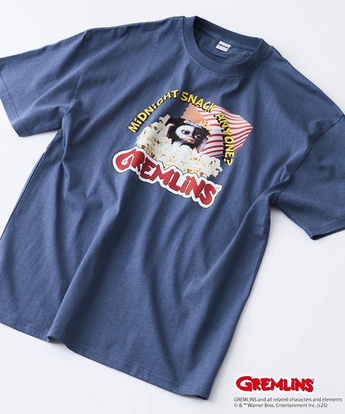 JEANS MATE(ジーンズメイト)の「【Gremlins/グレムリン】オリジナルデザインTシャツ ギズモ ドロップショルダー ビッグシルエット ユニセックス(Tシャツ/カットソー・メンズ・ベージュ系その他/パープル系その他/ブルー系その他2/ブラック系その他/ホワイト系その他2/ホワイト系その他3/ブラック系その他3/ベージュ系その他3・MEDIUM/X-LARGE/LARGE/SMALL)」の7枚目の写真