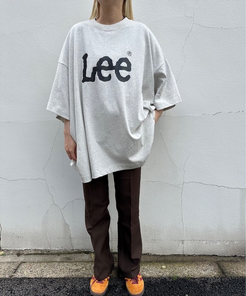 Lee(リー)の「LEE / SUPERSIZED LEE LOGO S/S TEE / LT3196(Tシャツ/カットソー・レディース・ブラック/ホワイト/グレー/ネイビー・FREE)」の7枚目の写真