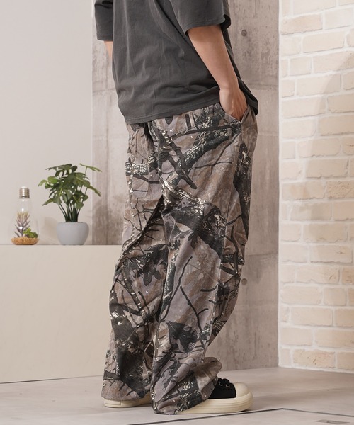 Laufer(ロイファー)の「【Laufer】 カモフラ柄 パラシュートパンツ / Camouflage Parachute Pants(その他パンツ・メンズ・グリーン系カモフラージュ/ブラウン系カモフラージュ・L/M)」の20枚目の写真