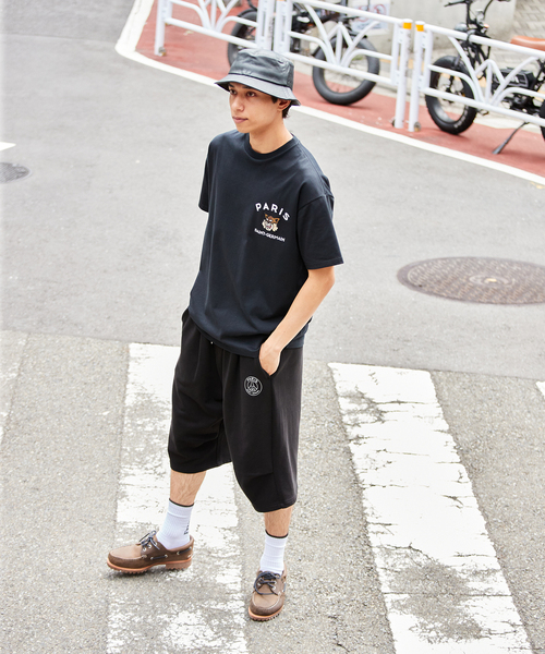 PARIS SAINT-GERMAIN（パリサンジェルマン）の「【Paris Saint-Germain】カレッジロゴ刺しゅう Tシャツ（Tシャツ/カットソー・メンズ・ブラック/ホワイト/ライトグレー・LARGE/MEDIUM/SMALL/X-LARGE）」の4枚目の写真