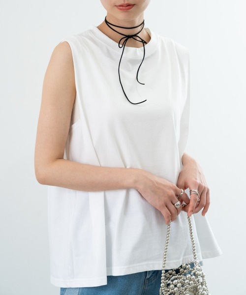 refinedworks(リファインドワークス)の「【TROISSIX by refinedworks】すっきり みえる ノースリーブ トップス(Tシャツ/カットソー・レディース・ブラック/チャコールグレー/ホワイト・FREE)」の10枚目の写真