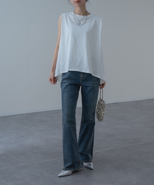 refinedworks(リファインドワークス)の「【TROISSIX by refinedworks】すっきり みえる ノースリーブ トップス(Tシャツ/カットソー・レディース・ブラック/チャコールグレー/ホワイト/オレンジ/オフホワイト・FREE)」の11枚目の写真