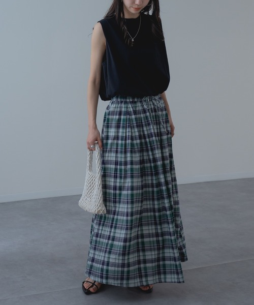 refinedworks(リファインドワークス)の「【TROISSIX by refinedworks】すっきり みえる ノースリーブ トップス(Tシャツ/カットソー・レディース・ブラック/チャコールグレー/ホワイト/オレンジ/オフホワイト・FREE)」の19枚目の写真