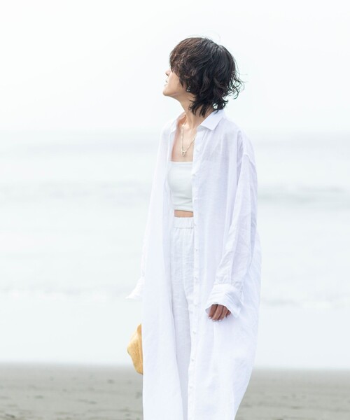 NOLLEY’S(ノーリーズ)の「リネンシャツワンピース(シャツワンピース・レディース・ホワイト/ブラック・1/2)」の4枚目の写真
