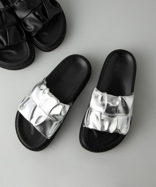 CITEN（シテン）の「＜CITEN＞シャーリングフットベッドサンダル（サンダル・レディース・ブラック/シルバー・S/M/L）」の12枚目の写真