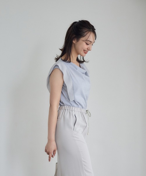 12Twelve Agenda（トゥエルブ　アジェンダ）の「ドレープネック袖シフォンラメカットソープルオーバー（Tシャツ/カットソー・レディース・シルバー/ブラック・M）」の3枚目の写真