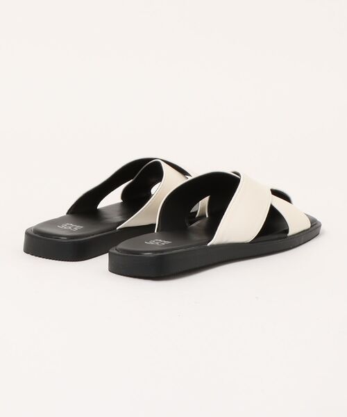shoes365(シューズスリーシックスファイヴ)の「クロスデザインサンダル (SS)(サンダル・レディース・シルバー/オフホワイト/ブラック・24.5/25.0cm/22.5cm/23.0cm/23.5cm/24.0cm)」の9枚目の写真
