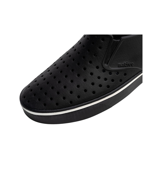 Native（ネイティブ）の「【native Shoes/ネイティブシューズ】Miles Wanderfoam?/シューズ/サスティナブル【WEB限定】（スリッポン・メンズ・ホワイト/ブラック/グリーン・26/27/28/28.5）」の9枚目の写真