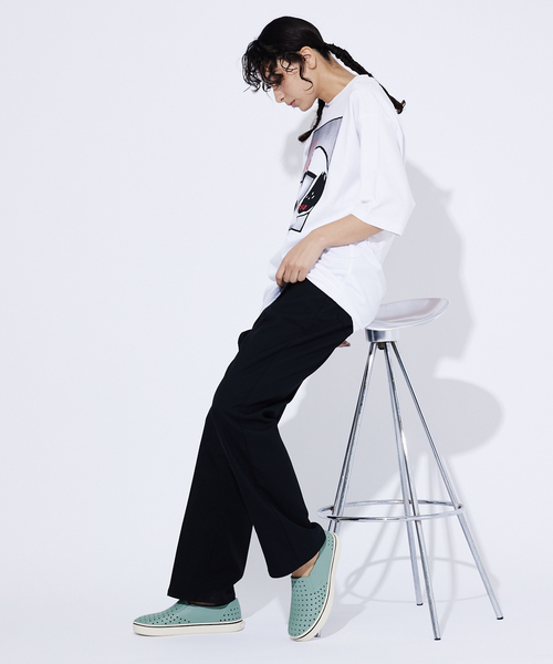 Native（ネイティブ）の「【native Shoes/ネイティブシューズ】Miles Wanderfoam?/シューズ/サスティナブル【WEB限定】（スリッポン・メンズ・ホワイト/ブラック/グリーン・26/27/28/28.5）」の8枚目の写真